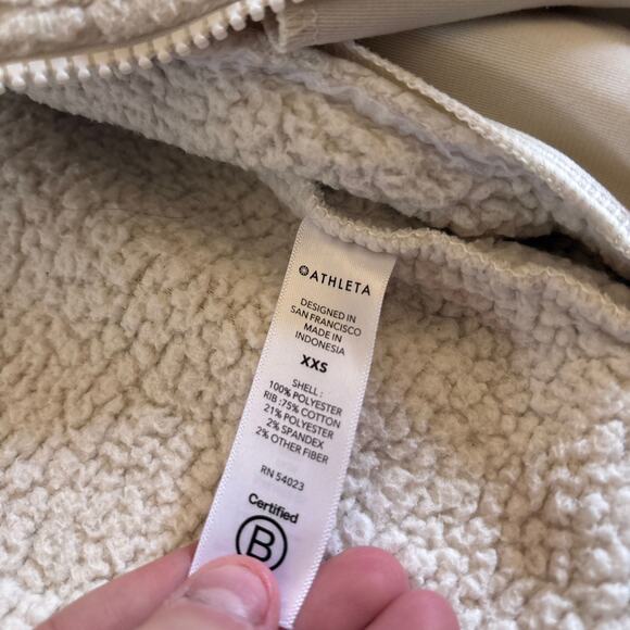 Athleta Tugga Ivory White Sherpa Fleece Full Zip Cropped Jacket XXS - Picture 5 of 7